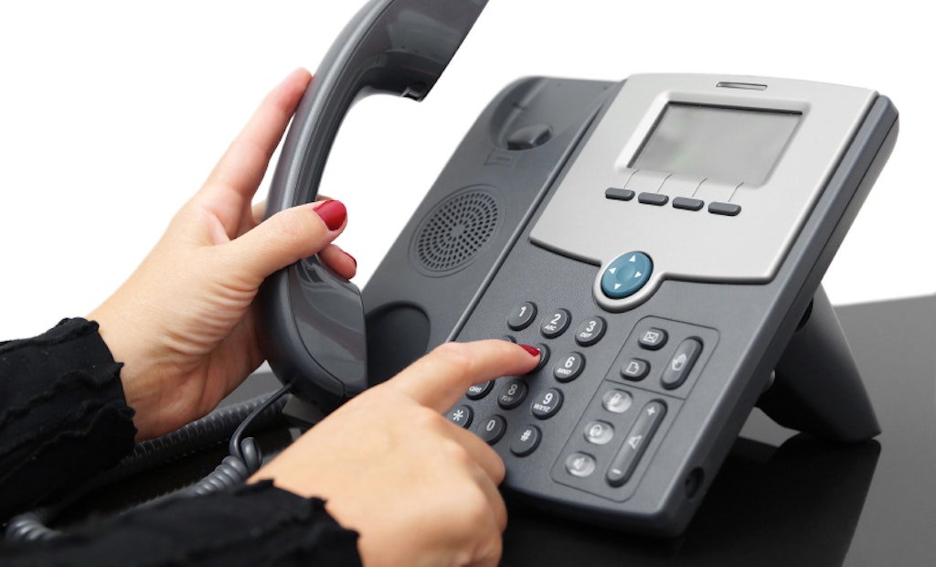 3 Ways to Satisfy a Disgruntled Caller and Get Off the Phone