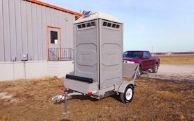Tow-Let flushing trailer